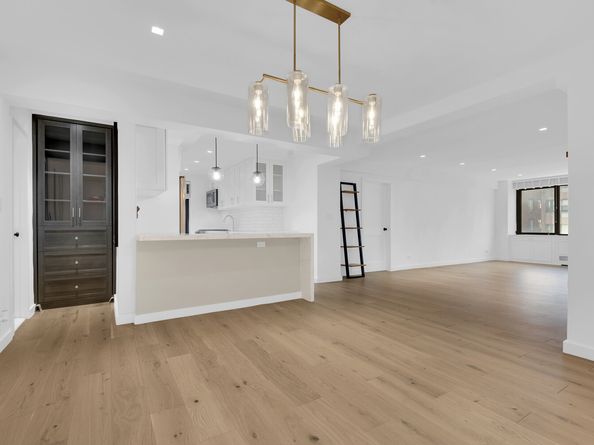 25 Sutton Place S 14A, New York NY 10022