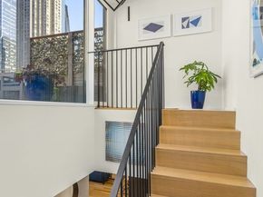 318 West 52nd Street PHA, New York NY 10019