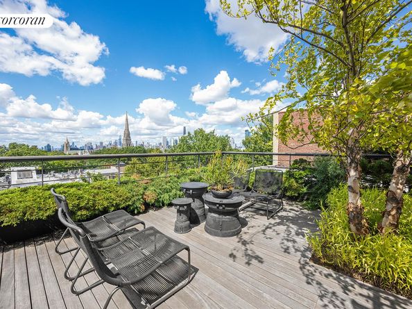 19 Fiske Place C1, Brooklyn NY 11215