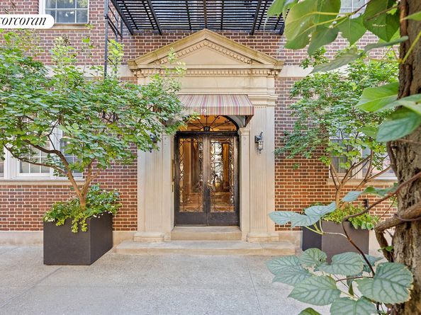 19 Fiske Place C1, Brooklyn NY 11215
