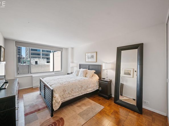 1160 3rd Avenue 11K, New York NY 10065