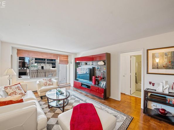 1160 3rd Avenue 11K, New York NY 10065