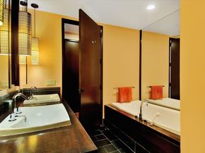 40 Broad Street 19B, New York NY 10004