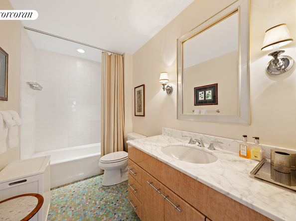 426 West Broadway 5G, New York NY 10012