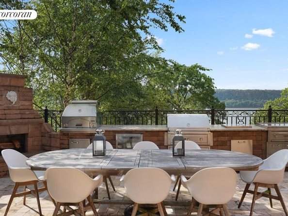3061 Scenic Place, Bronx NY 10463