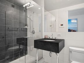 4 West 21st Street 14A, New York NY 10010