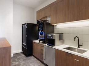 845 United Nations Plaza 19A, New York NY 10017