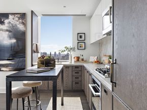 45 East 22nd Street 32B, New York NY 10010