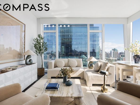 45 East 22nd Street 32B, New York NY 10010