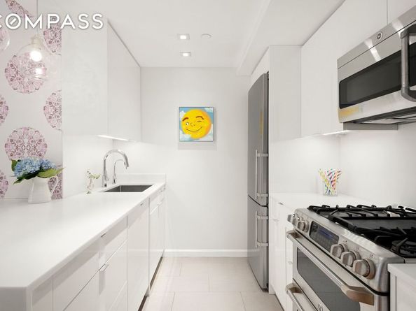 520 West 23rd Street 8A, New York NY 10011