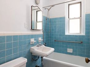 25 Minetta Lane 1F, New York NY 10012