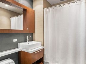 305 West 16th Street 3D, New York NY 10011