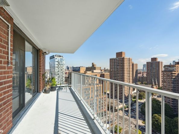 387 Grand Street K2002, New York NY 10002