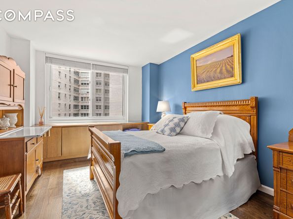 2025 Broadway 5K, New York NY 10023