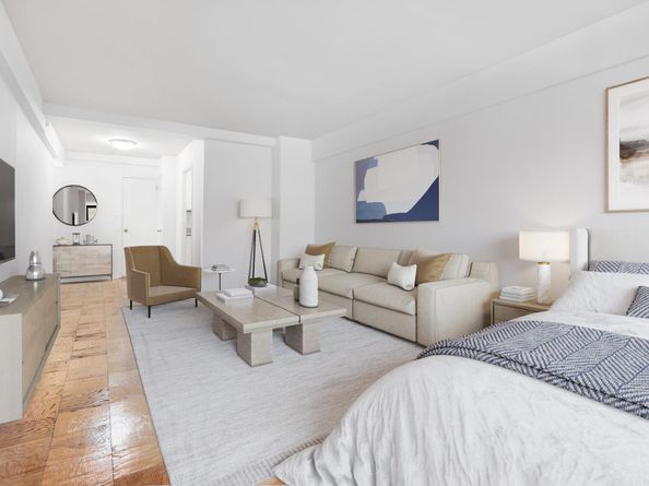 310 West 56th Street 7C, New York NY 10019