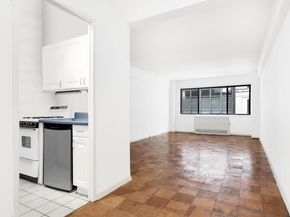 310 West 56th Street 7C, New York NY 10019