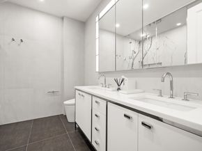 100 Barclay Street 16A, New York NY 10007