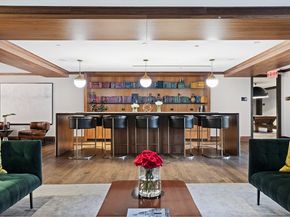 100 Barclay Street 16A, New York NY 10007