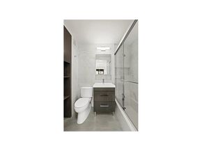 16 West 16th Street 9LS, New York NY 10011