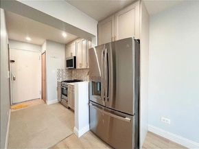 50-21 39th Place 5C, Queens NY 11104