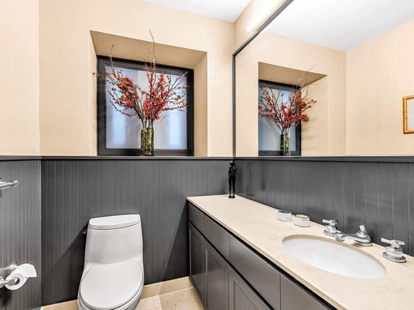 19 East 92nd Street, New York NY 10128