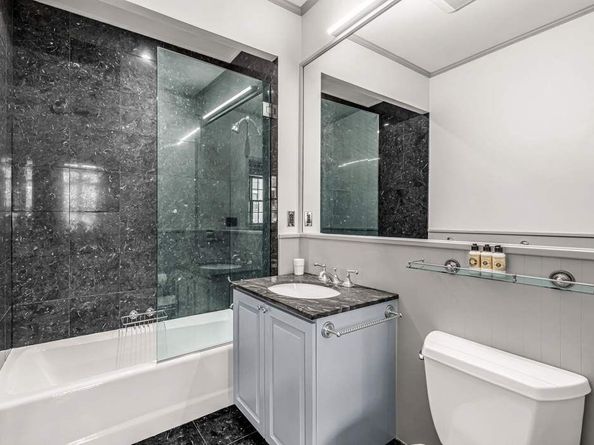 19 East 92nd Street, New York NY 10128