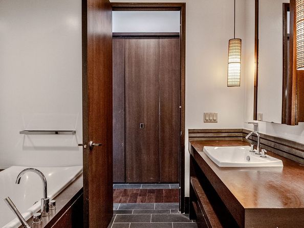 40 Broad Street 25C, New York NY 10004