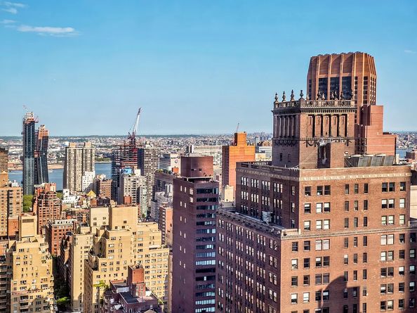 400 5th Avenue 37C, New York NY 10018