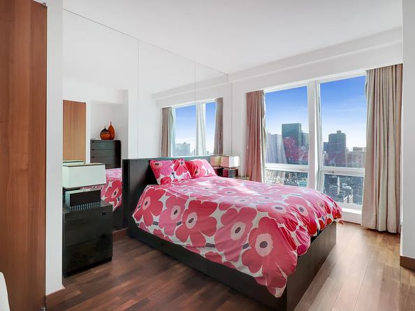 400 5th Avenue 37C, New York NY 10018