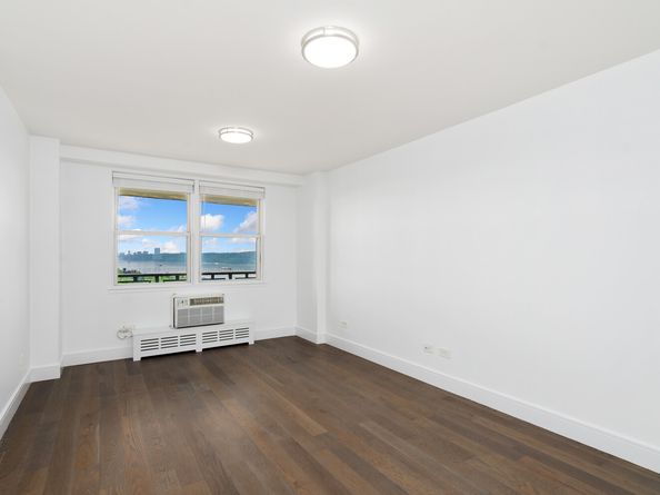 5700 Arlington Avenue 12T, Bronx NY 10471