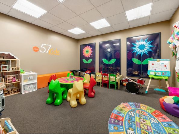 207 East 57th Street 19B, New York NY 10022