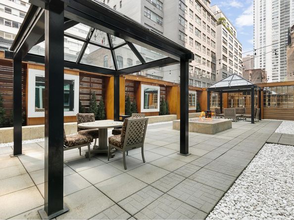 207 East 57th Street 19B, New York NY 10022