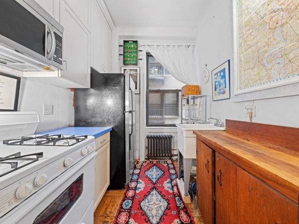 790 Riverside Drive 3H, New York NY 10032