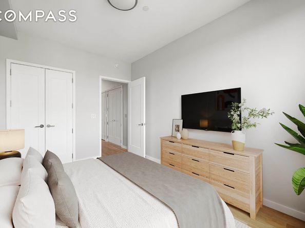 195 Hawthorne Street 5E, Brooklyn NY 11225