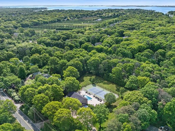133 Old Country Road, East Quogue NY 11942