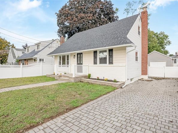 200 Raff Avenue, Elmont NY 11003