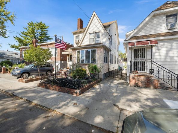 12607 7th Avenue, College Point NY 11356