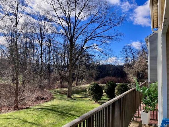 35 Poplar Circle, Peekskill NY 10566