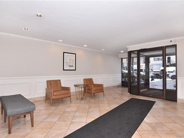 709 Waburton Avenue 7F, Yonkers NY 10701