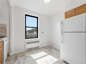 3727 86 6N, Jackson Heights NY 11372