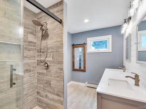 3 Drake Lane, Kings Park NY 11754