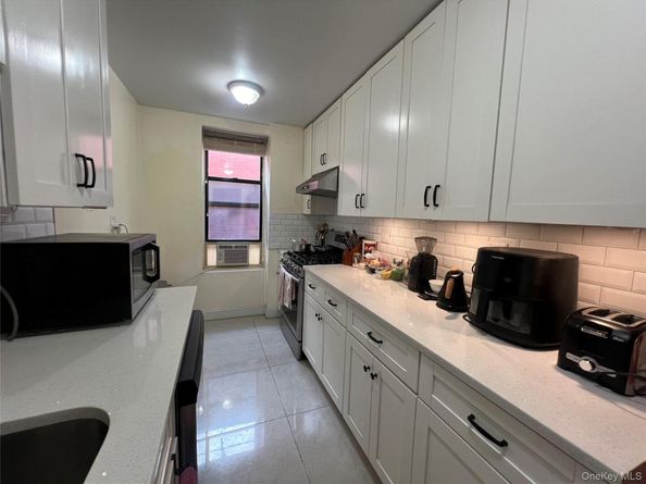 4415 43rd Avenue 1F, Sunnyside NY 11104