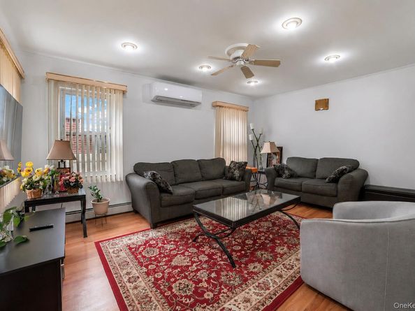 80-59 250th Street, Bellerose NY 11426