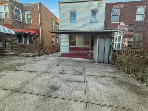 10913 127, South Ozone Park NY 11420