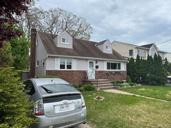 1916 Wilson Avenue, North Bellmore NY 11710
