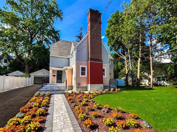 9 Watkins Place, New Rochelle NY 10801