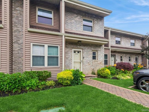 2845 Nicole Court, Oceanside NY 11572