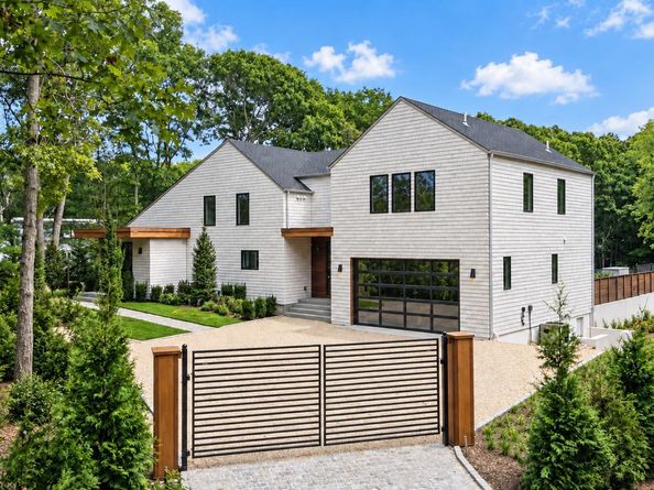 1768 Majors Path, Southampton NY 11968
