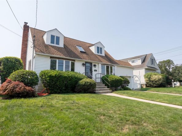 265 Weidner Avenue, Oceanside NY 11572