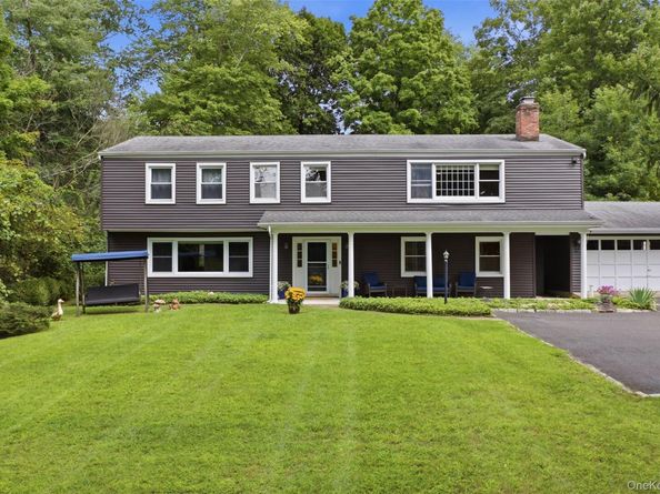 46 Truesdale Lake Drive, South Salem NY 10590